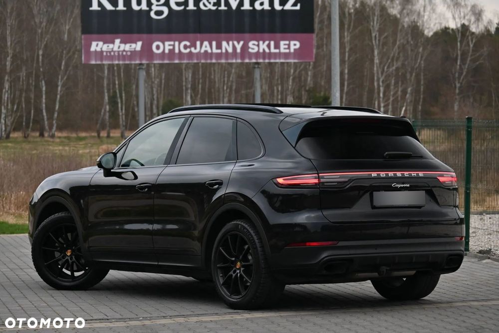 Porsche Cayenne S Platinum Edition - 16