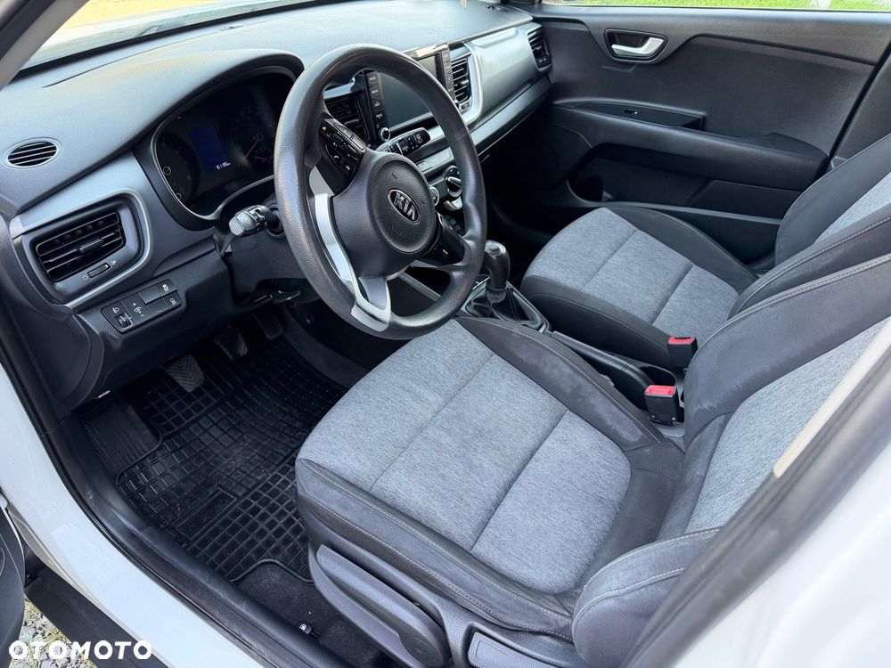 Kia Stonic - 5