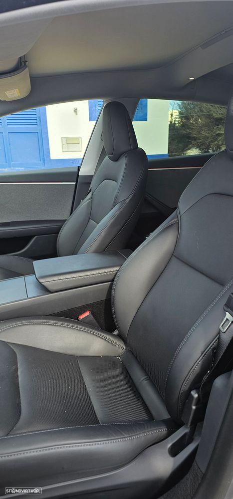 Tesla Model 3 Long Range Tração Traseira - 15