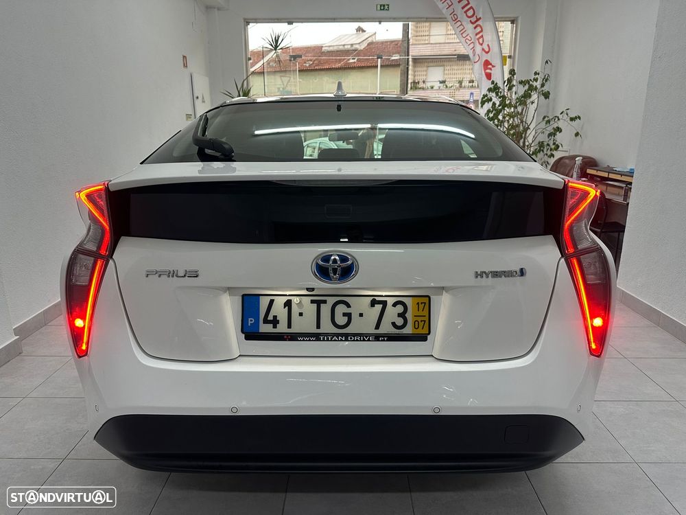 Toyota Prius 1.8 Luxury Pele - 5
