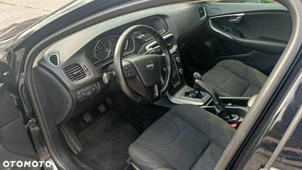 Volvo V40 - 14