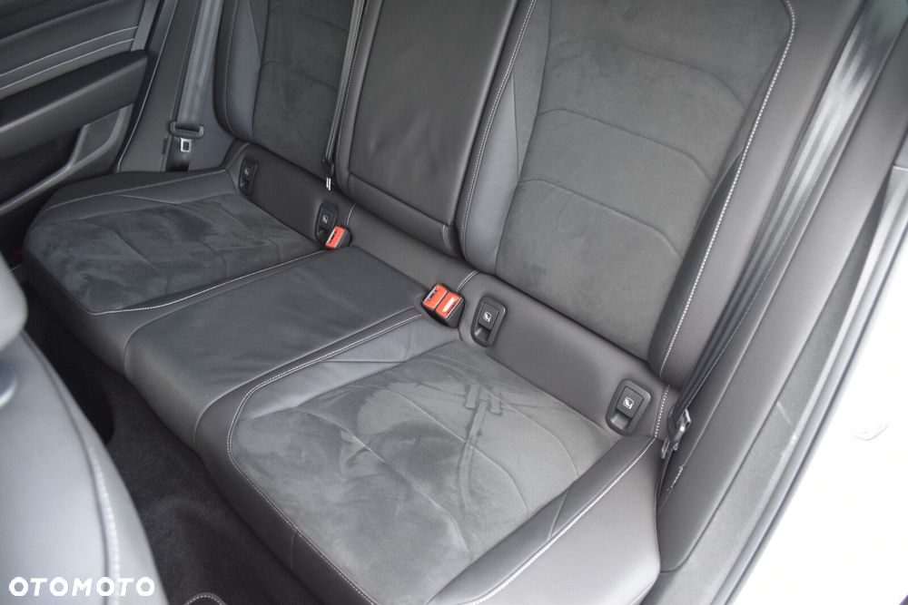 Volkswagen Arteon 2.0 TDI R-Line DSG - 32