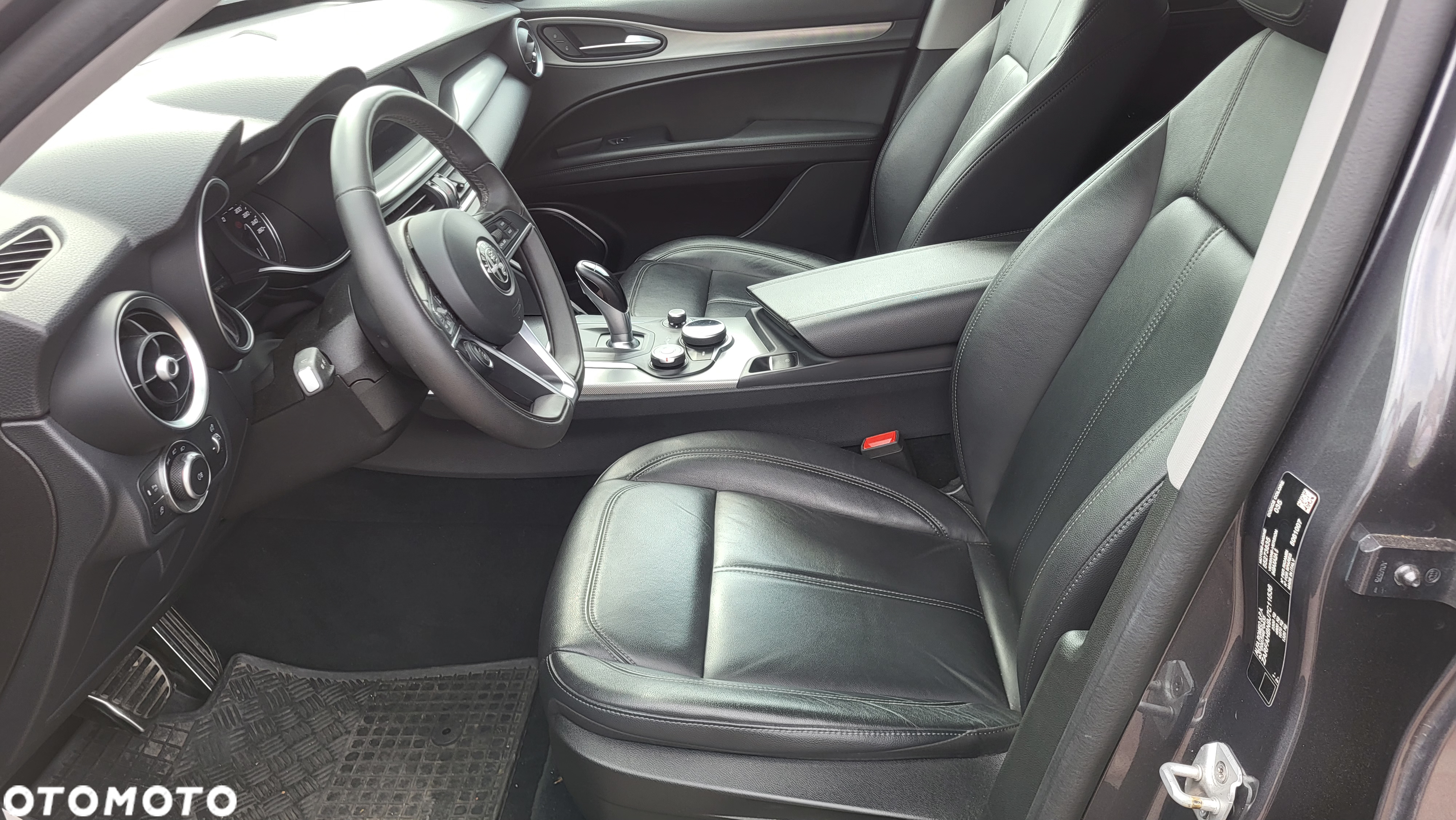 Alfa Romeo Stelvio 2.0 Turbo 16V AT8-Q4 Super - 9