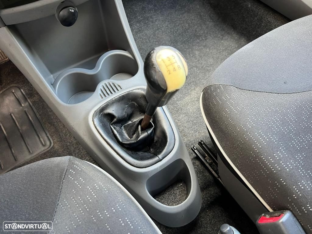 Peugeot 107 1.0 Black&Silver - 30