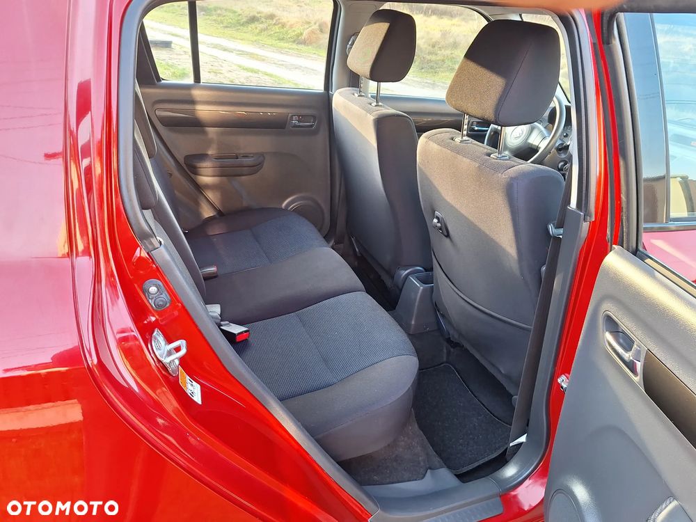 Suzuki Swift 1.3 Club dance - 14