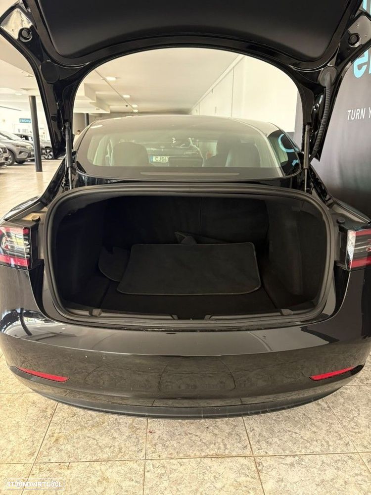 Tesla Model 3 Long-Range Dual Motor AWD - 9