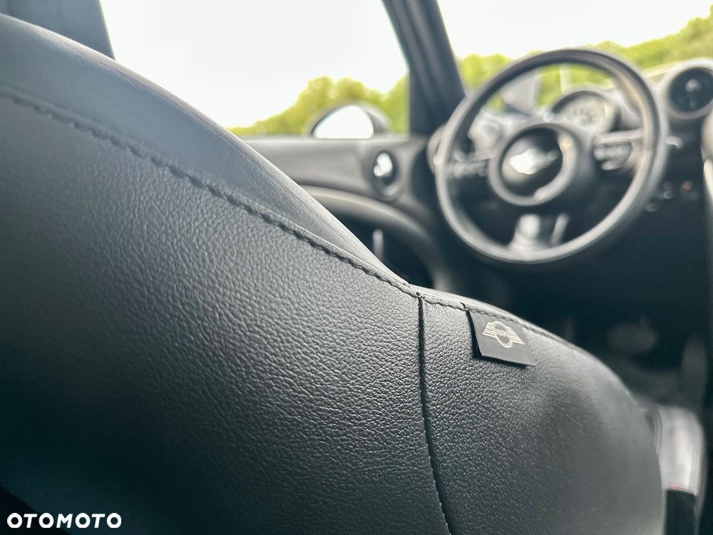 MINI Countryman Cooper D ALL4 - 24