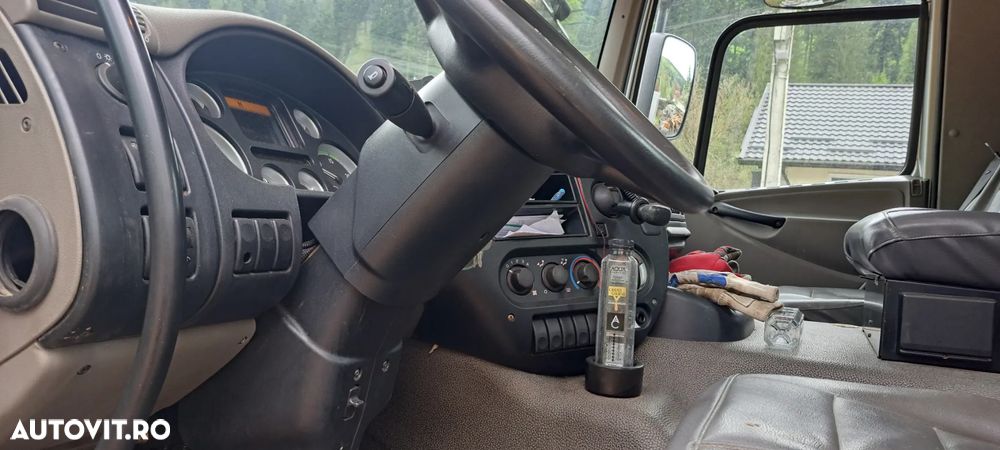 DAF CF240 - 10