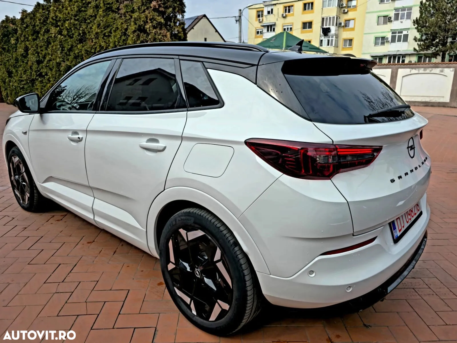 Opel Grandland Plug-in-Hybrid 1.6 DI Automatik GSe - 9