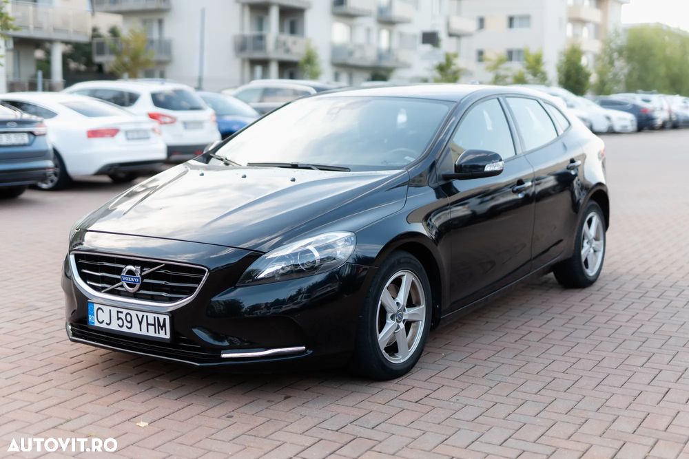 Volvo V40 T4 Powershift Momentum - 2