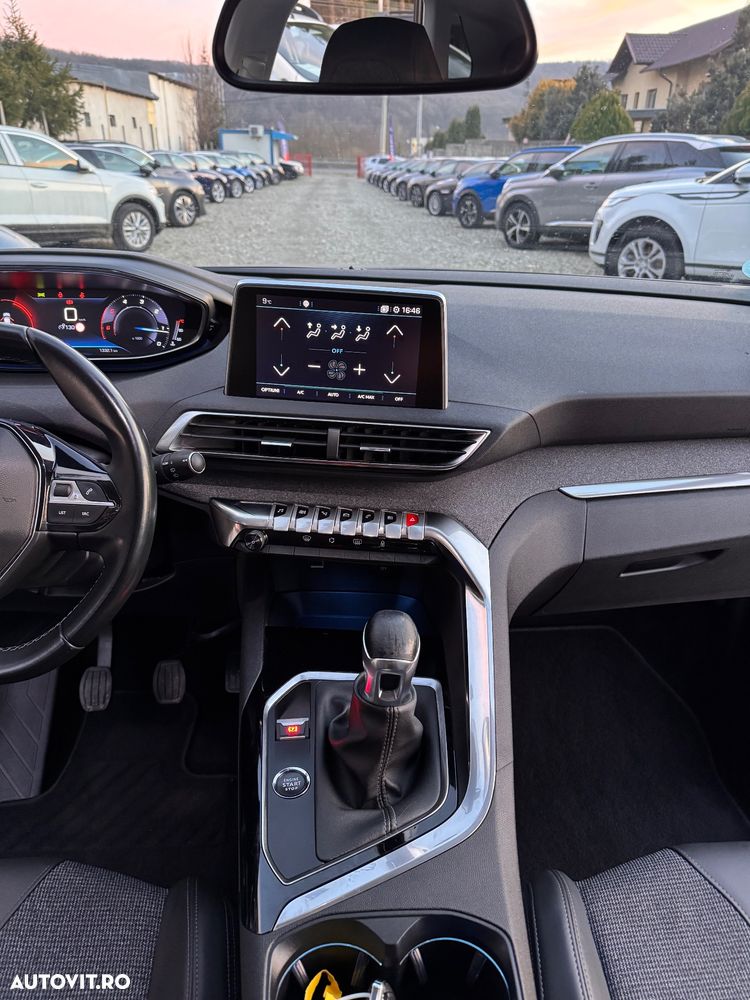 Peugeot 3008 1.5 BlueHDI S&S GT-Line - 23