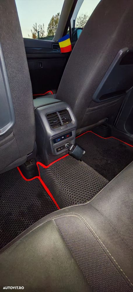 Volkswagen Tiguan 2.0 TDI 4Mot DSG Comfortline - 10