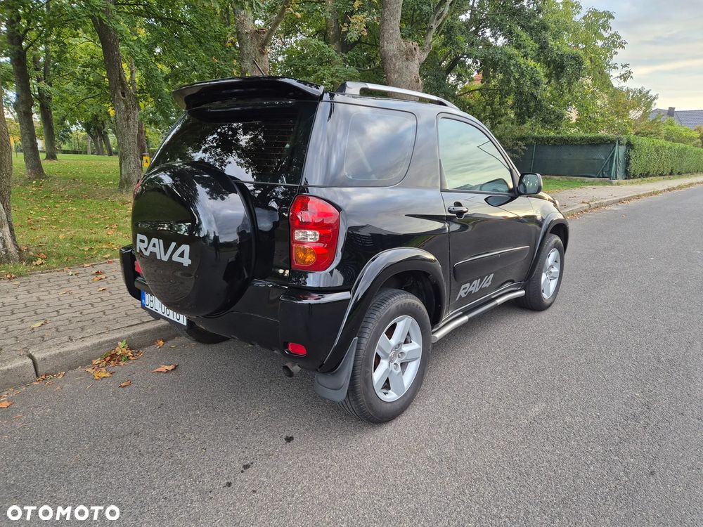 Toyota RAV4 - 25