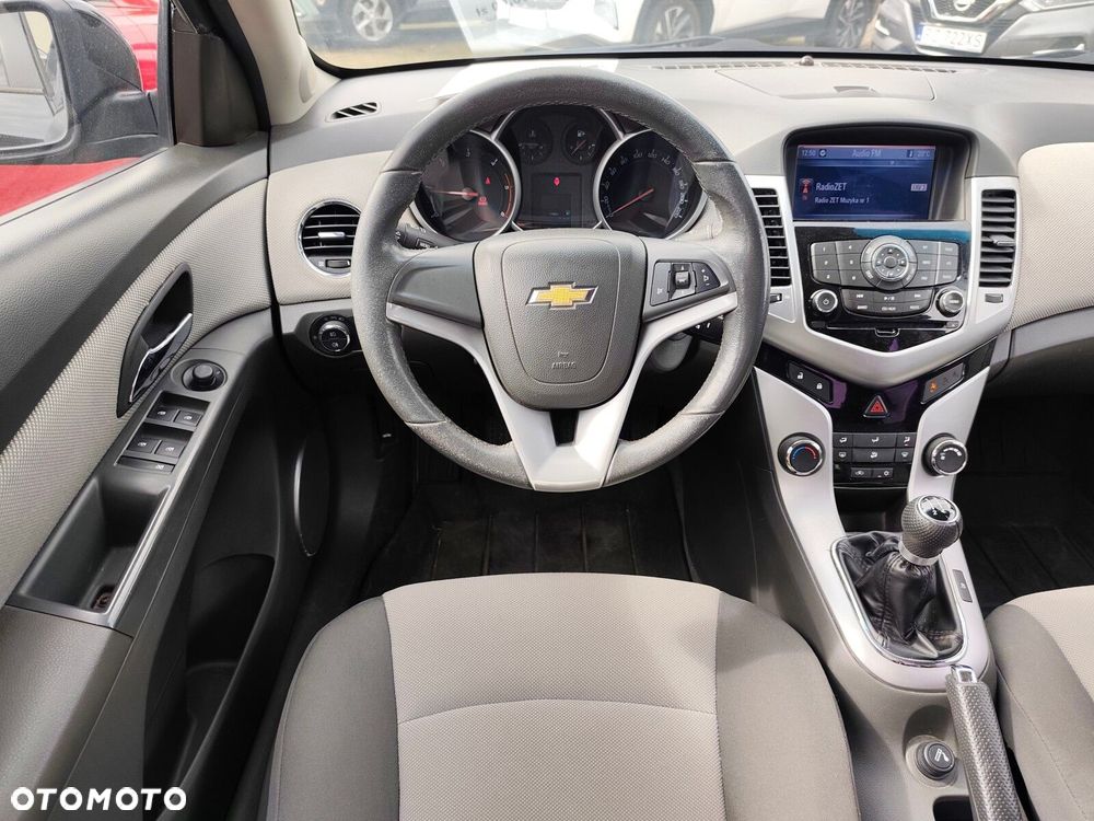Chevrolet Cruze 2.0 VDCi LS - 10