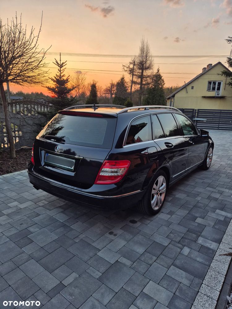 Mercedes-Benz Klasa C 180 BlueEFFICIENCY Elegance - 5