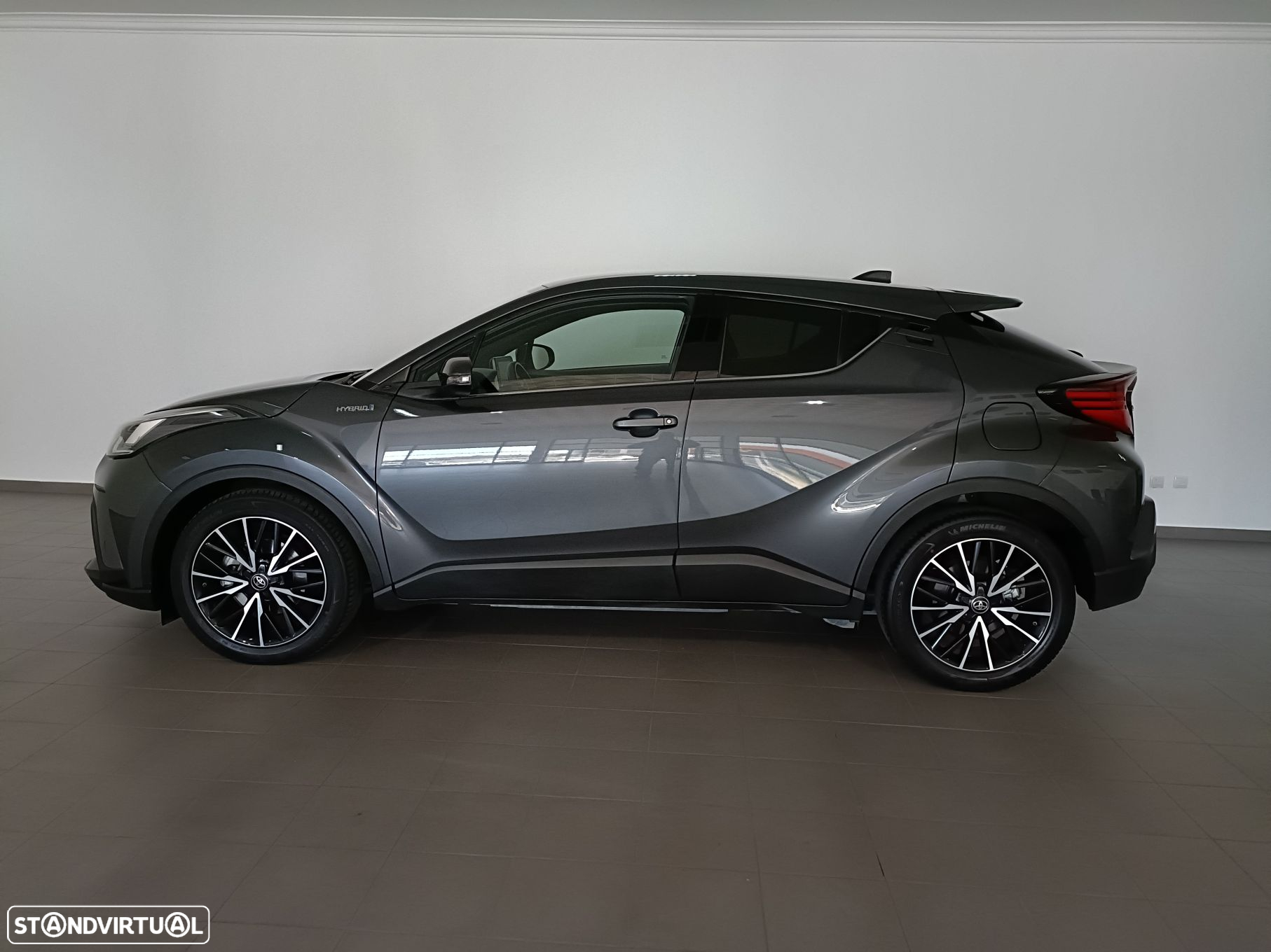Toyota C-HR 1.8 Hybrid Exclusive - 3