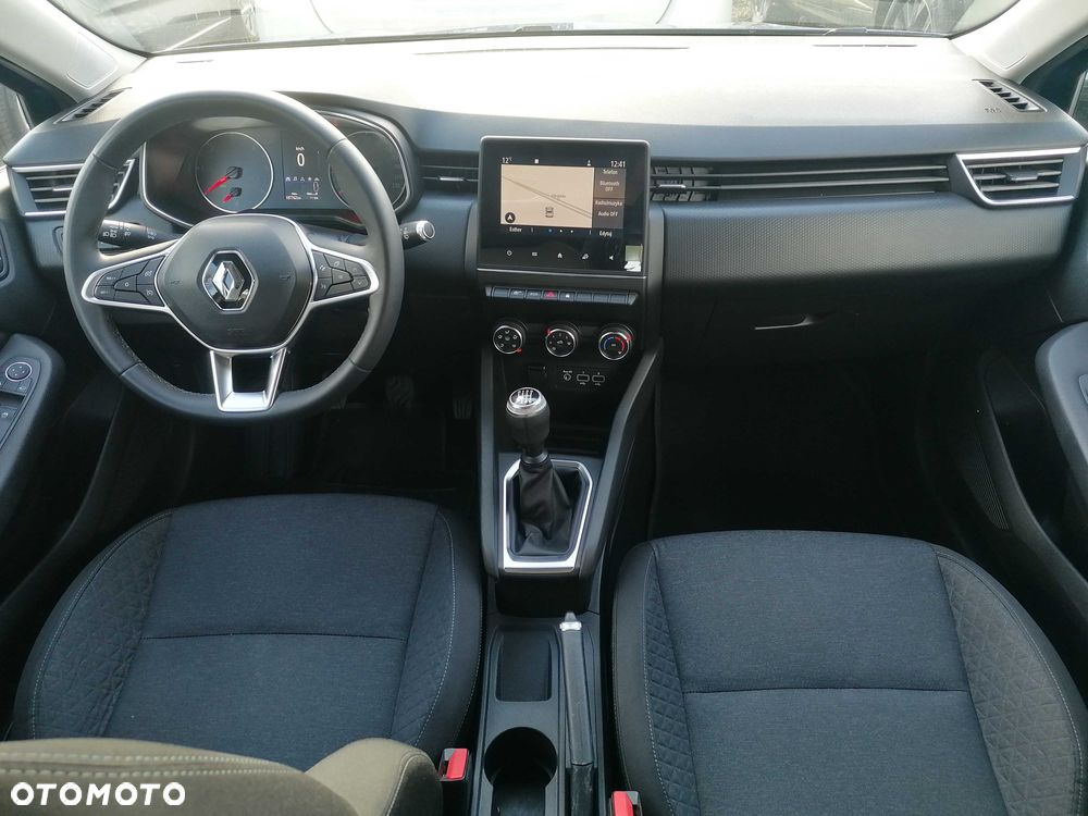 Renault Clio - 6