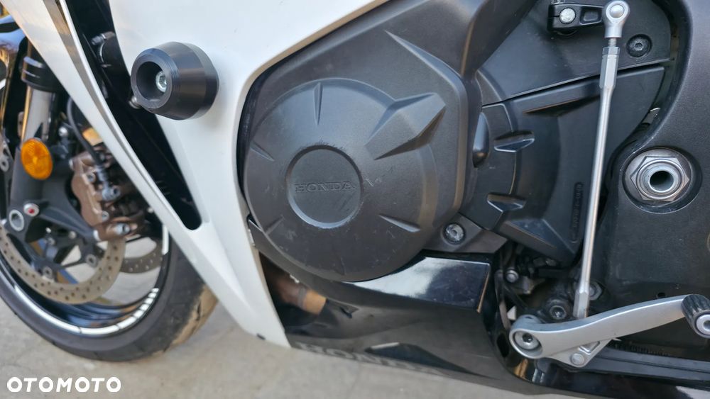 Honda CBR - 19