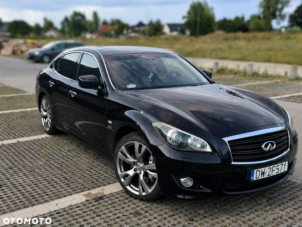 Infiniti Q70 3.0d S, 2013