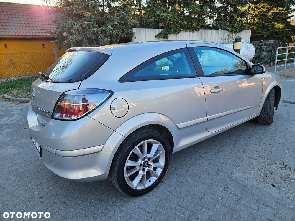 Opel Astra 1.7 CDTI Sport - 4