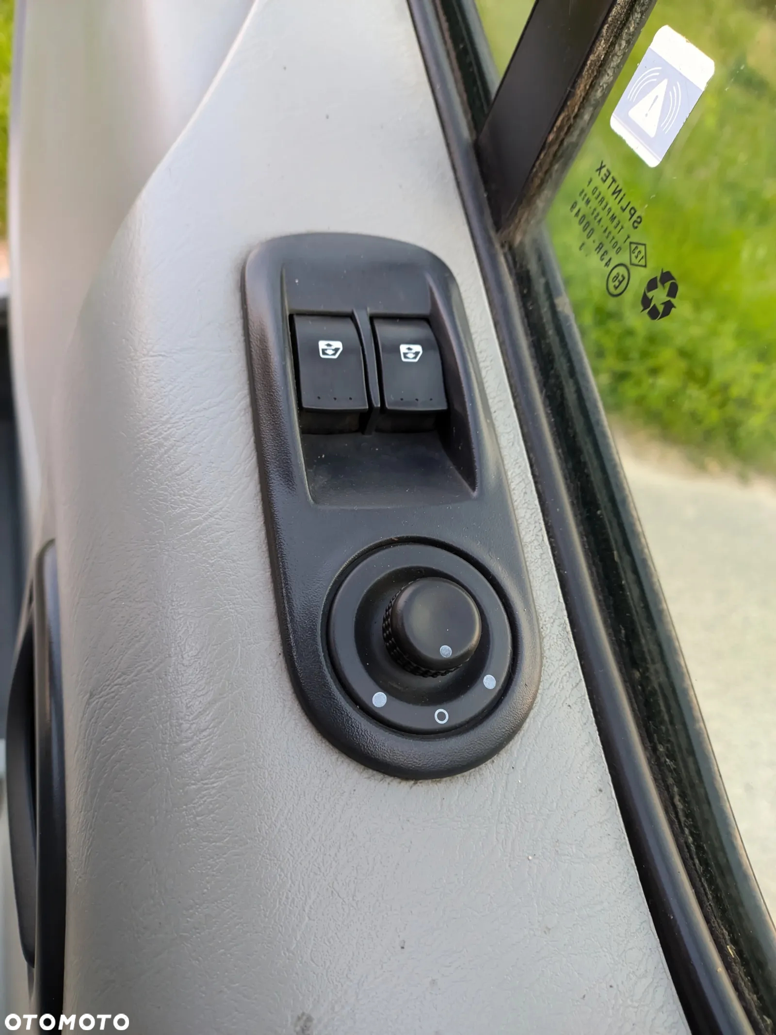 Opel VIVARO L2H1 - 13
