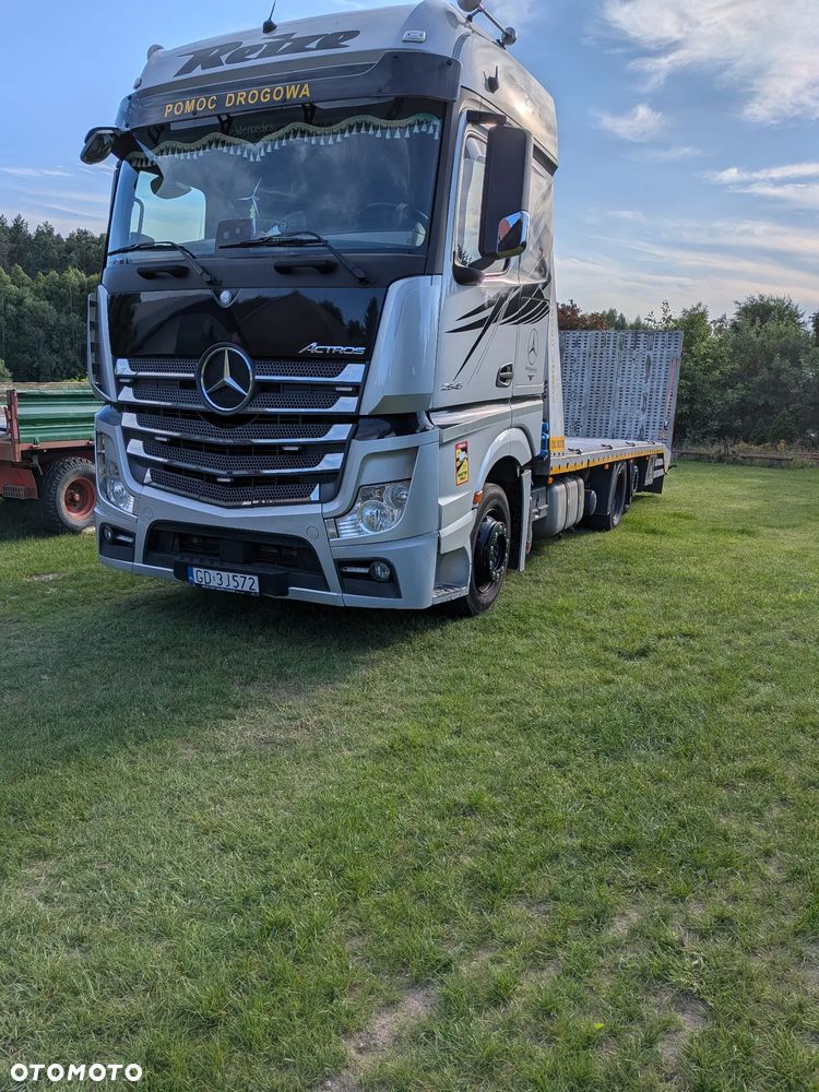 Mercedes-Benz ACTROS - 1