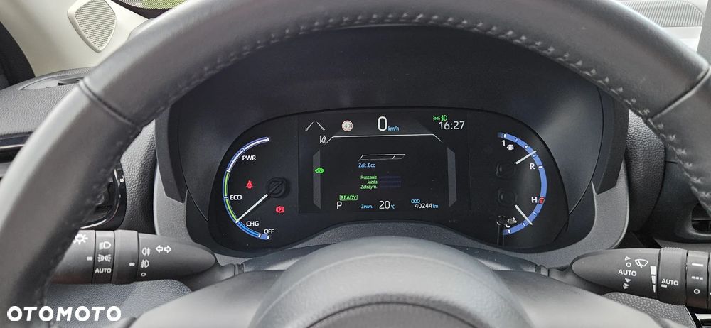 Toyota Yaris Cross Hybrid 1.5 Comfort - 31