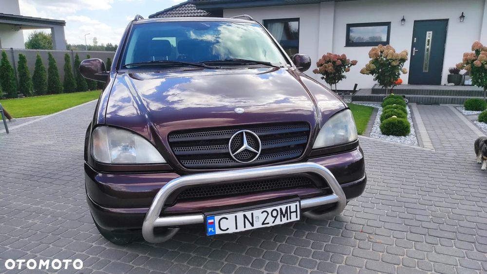 Mercedes-Benz ML 320 - 3