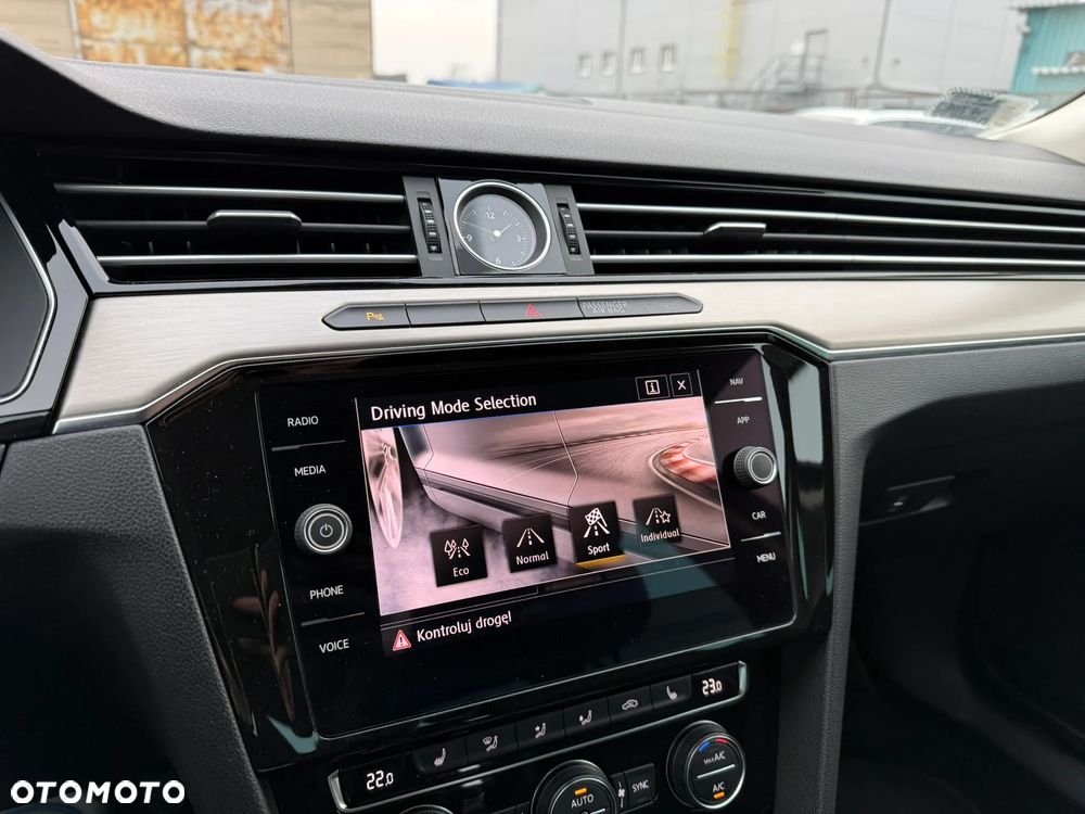 Volkswagen Passat 2.0 TDI BMT Highline DSG7 - 34