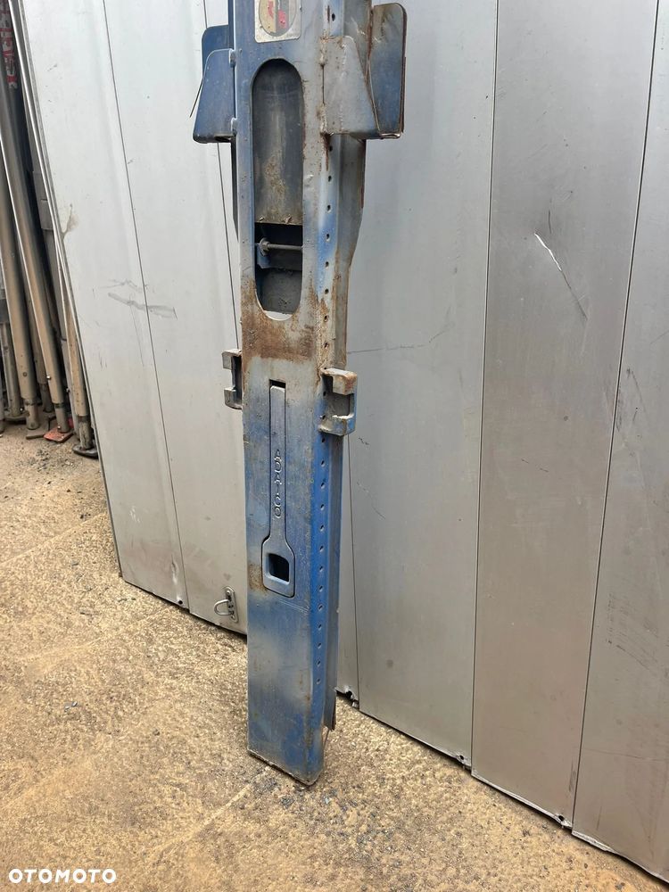 Słupki do burto-firanki Krone zestaw - 2