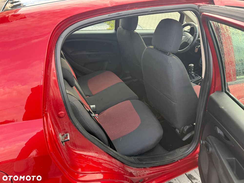 Fiat Punto - 9