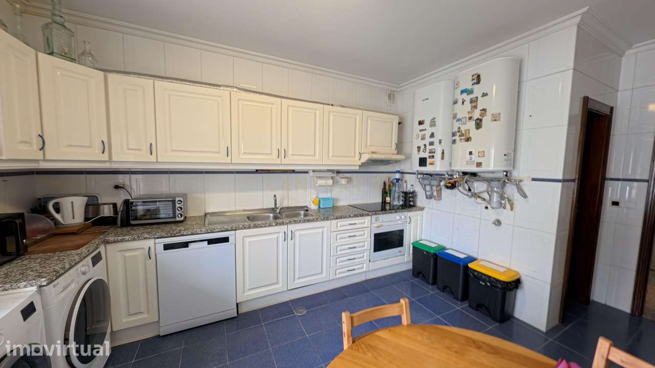 Apartamento T3 duplex em Viseu - Grande imagem: 2/16