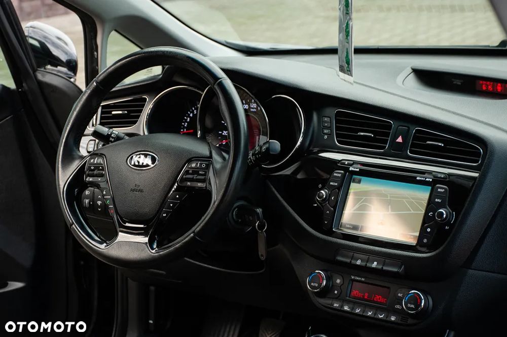 Kia Ceed 1.6 GDI Vision - 17