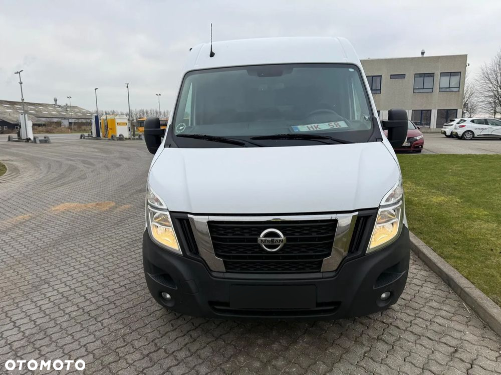 Nissan NV400 - 9