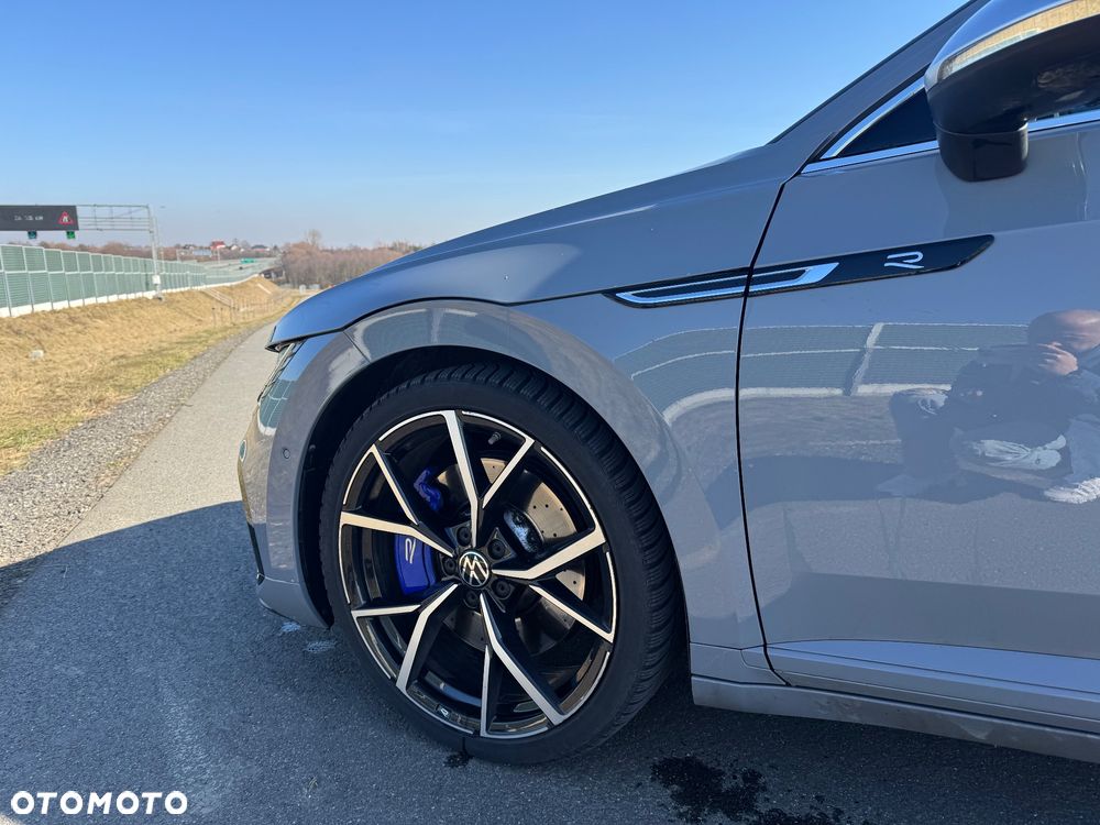 Volkswagen Arteon 2.0 TSI 4Motion R DSG - 9