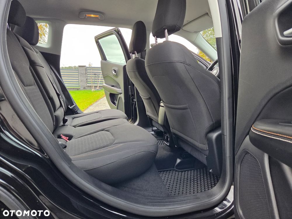 Jeep Compass 1.4 MultiAir Longitude - 15