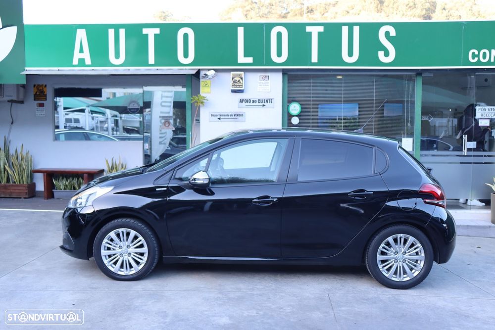 Peugeot 208 1.2 PureTech Style - 3