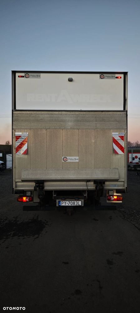 Mitsubishi Fuso Canter - 21