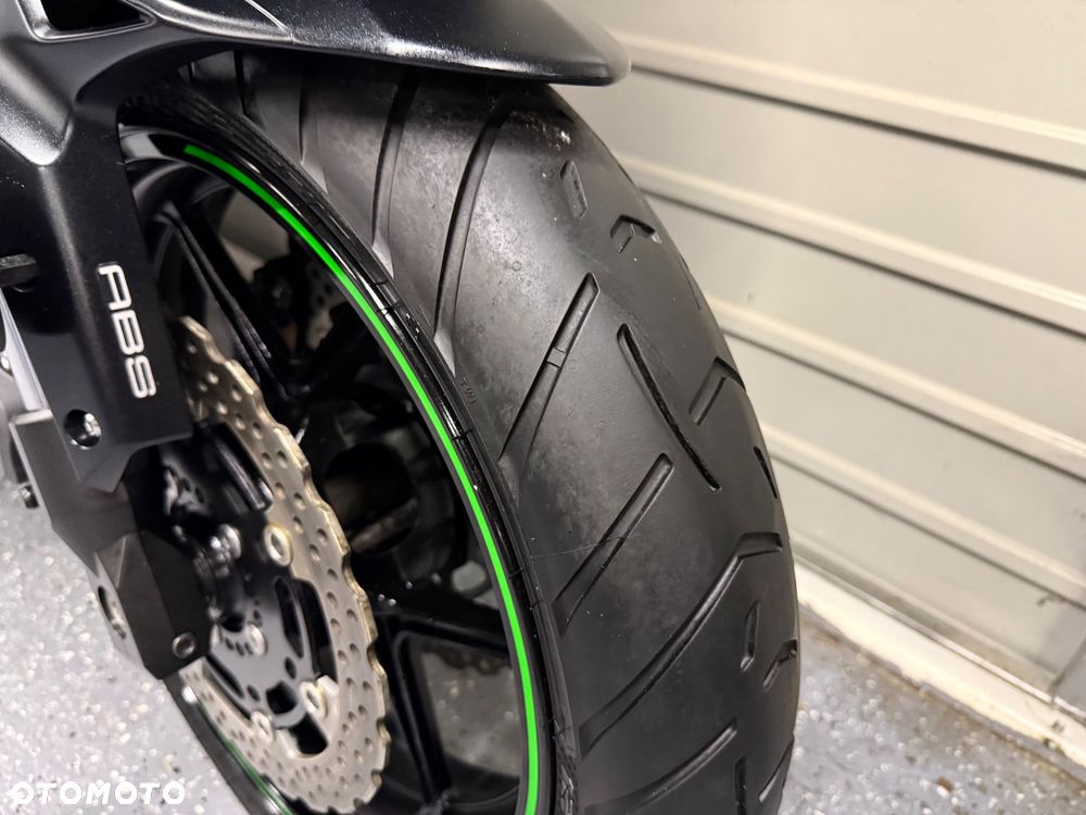 Kawasaki Versys 650 - 12