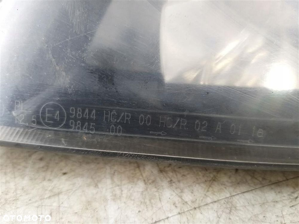Reflektor lampa przód lewa Mitsubishi Space Star  LIFT 2002–2005 HELLA - 2