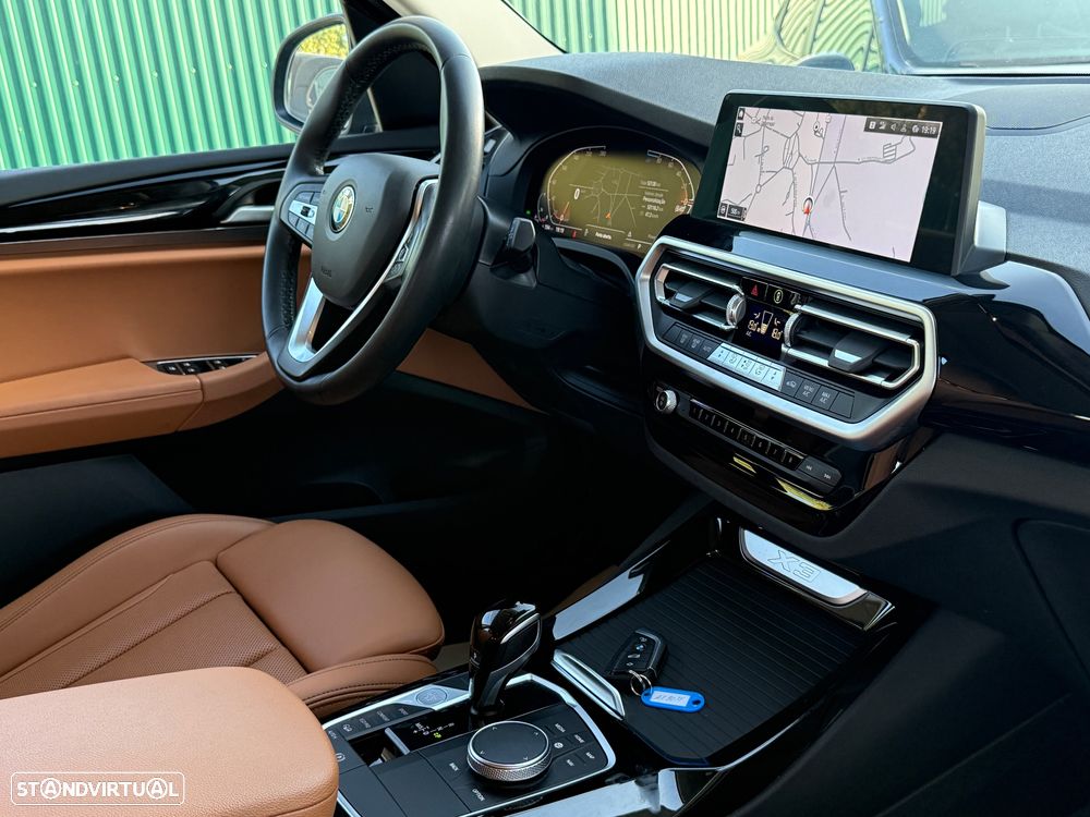 BMW X3 20 d xDrive Advantage - 32