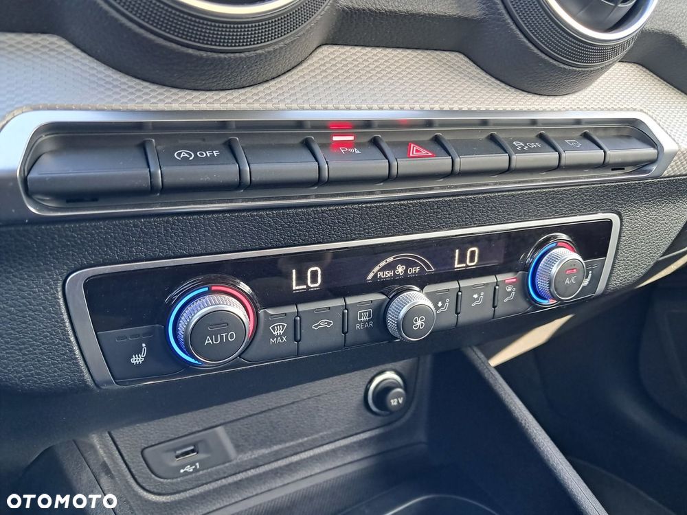 Audi Q2 - 18