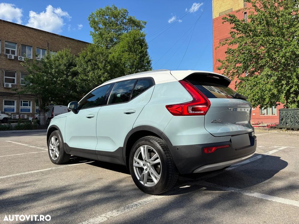 Volvo XC 40 D4 AWD Momentum Pro - 6