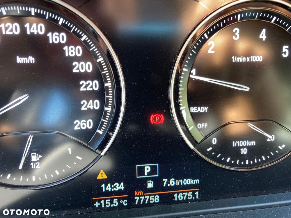 BMW X1 sDrive18i Advantage - 35