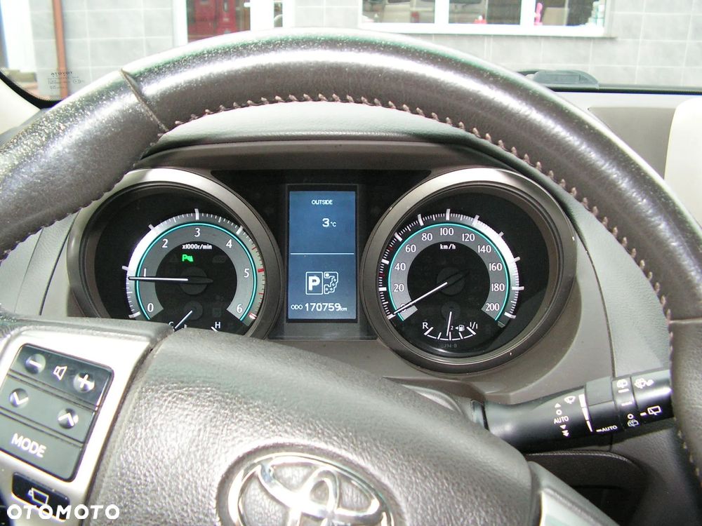 Toyota Land Cruiser LC 3.0 D-4D Prestige - 4