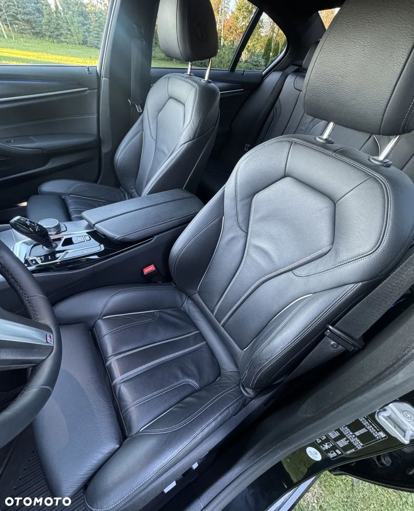 BMW Seria 5 520d xDrive M Sport sport - 11