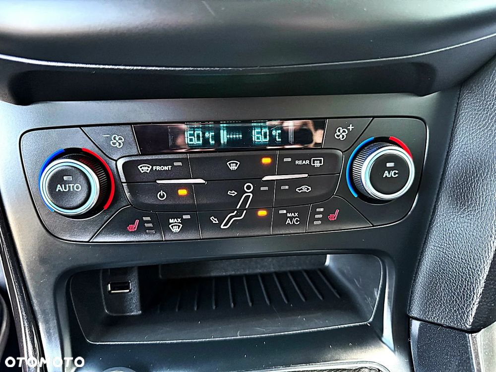 Ford Focus 2.0 EcoBlue ST-Line Business - 34