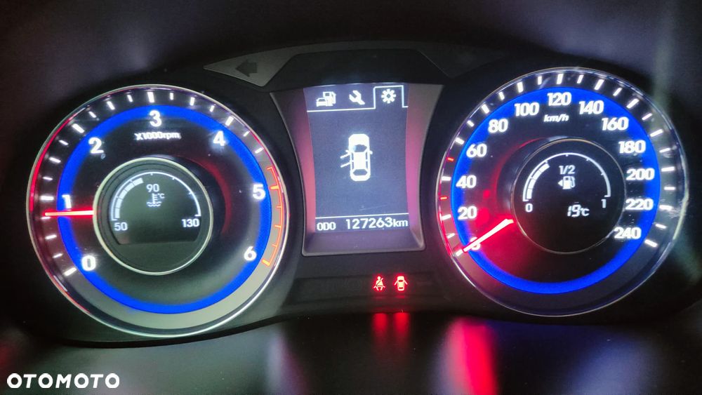 Hyundai i40 Kombi blue 1.7 CRDi Premium - 29
