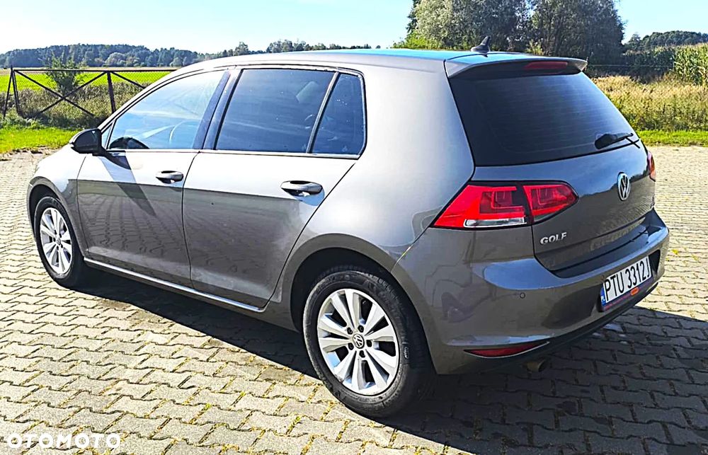 Volkswagen Golf 1.6 TDI 4Motion BlueMotion Technology Comfortline - 4