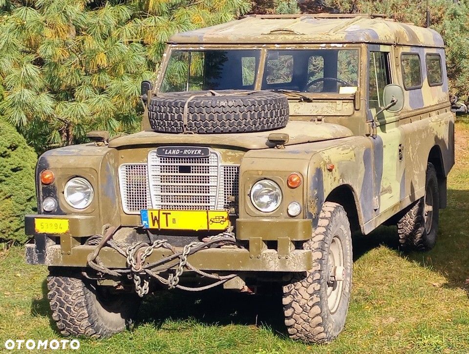 Land Rover Defender - 2